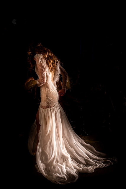SUNSHINE COAST BRIDAL COUTURE GOWNS WEDDING DRESS DESIGNER AUSTRALIA LINDY PHOTOGRAPHY