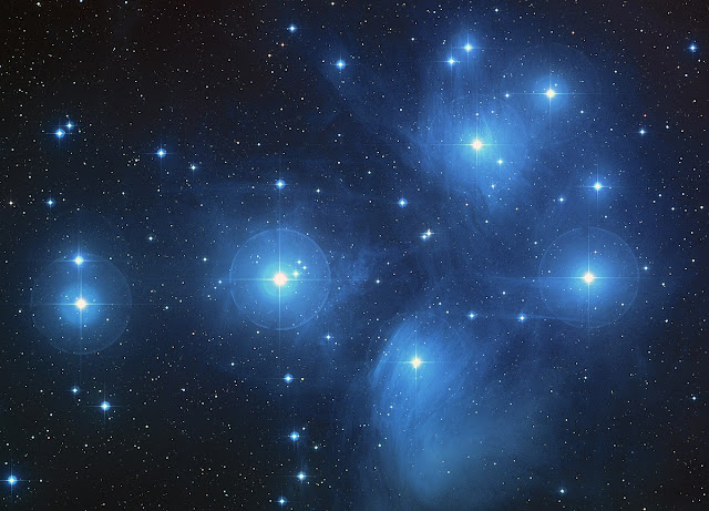 昂宿星團 Pleiades