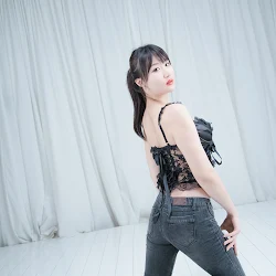 Yeon Da Bin &ndash; Sexy Black Foto 35