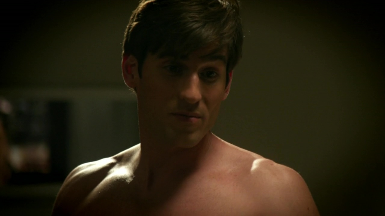 ausCAPS: Jonathan Chase nude in Chemistry 1-13 "In or Out, Part 2"