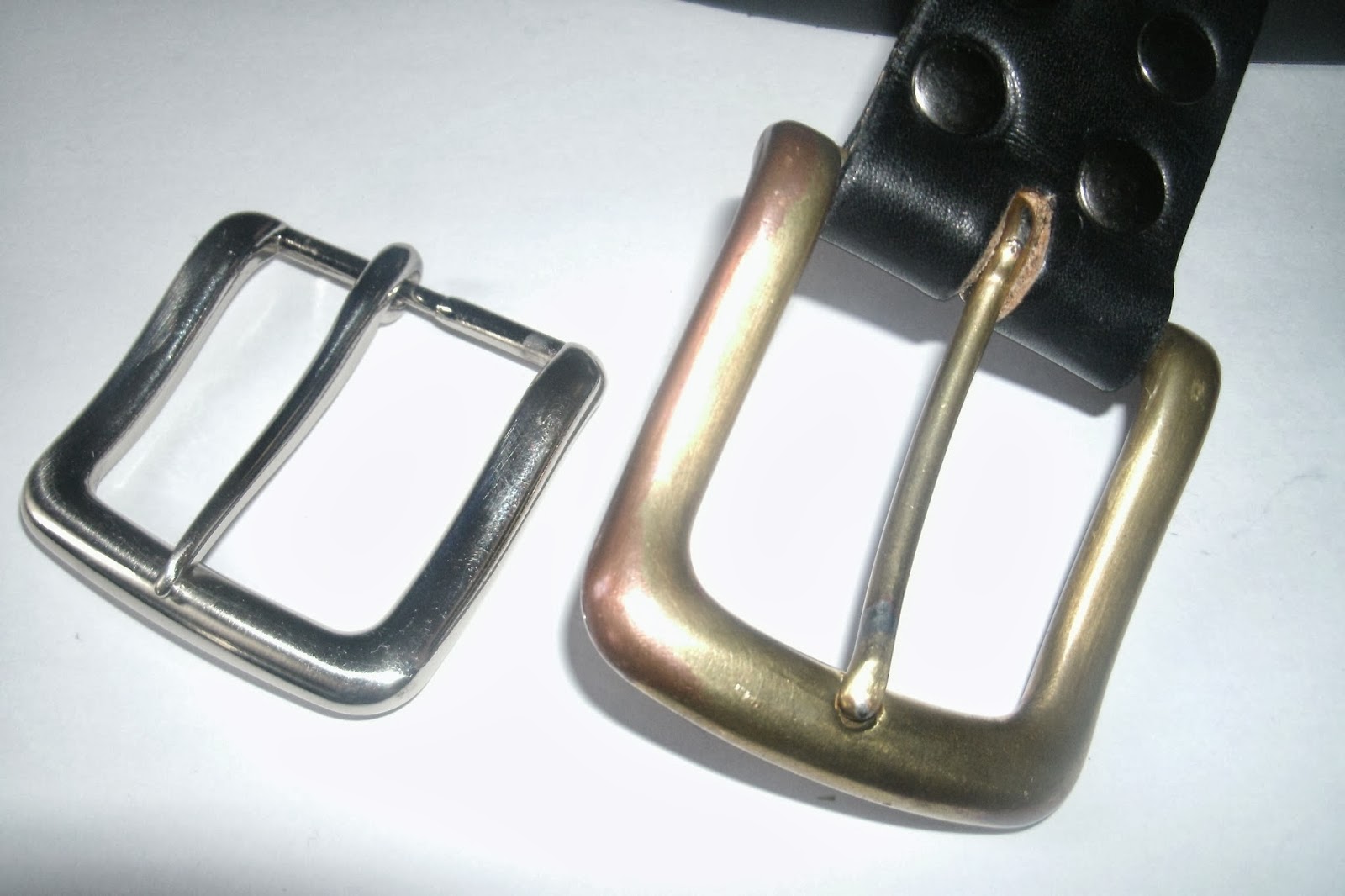 ARTESANIA URUGUAYA Tenemos variedad de hebillas para que puedas elegir