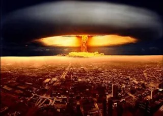 فيزياء ذرية ، قنبلة نووية ذرية ، قنبلة هيدروجينية ، ما هو الفرق الجوهري بين القنبلة الذرية والقنبلة الهيدروجينية ؟