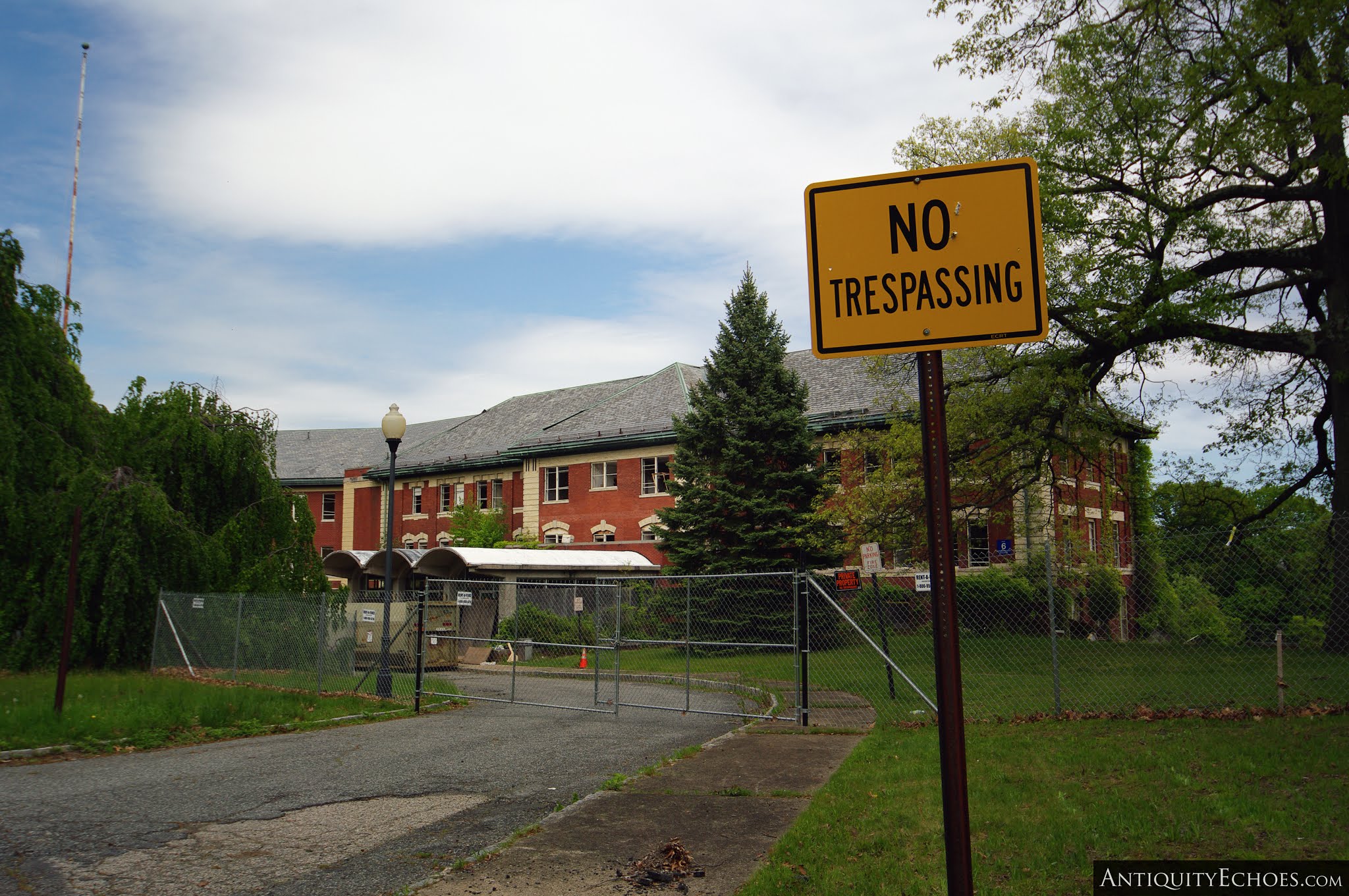 Overbrook Asylum - Work begins on Admin