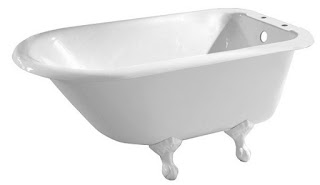 clawfoot tub