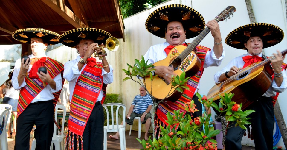 MUSICOS MEXICANOS EM SAO PAULO MARIACHIS NO BRASIL