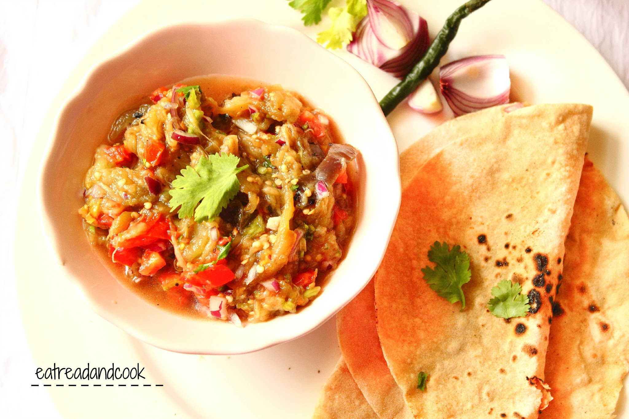 Beguner Bhorta / Begun Pora / Baingan Bharta / Bengali Style Mashed