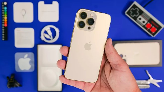 Top iPhone đang được giới trẻ săn lùng dịp Tết 2022 2 Top iPhone dang duoc gioi tre san lung dip tet 2022 iphone 13 pro 1640950666 994 width660height372