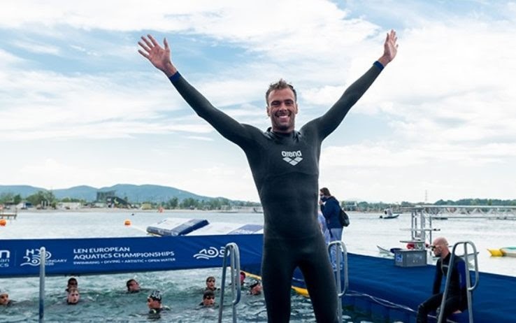 Greg Paltrenieri e Sharon Van Roindal hanno vinto il loro secondo titolo in due giorni agli European Aquatics Championships.