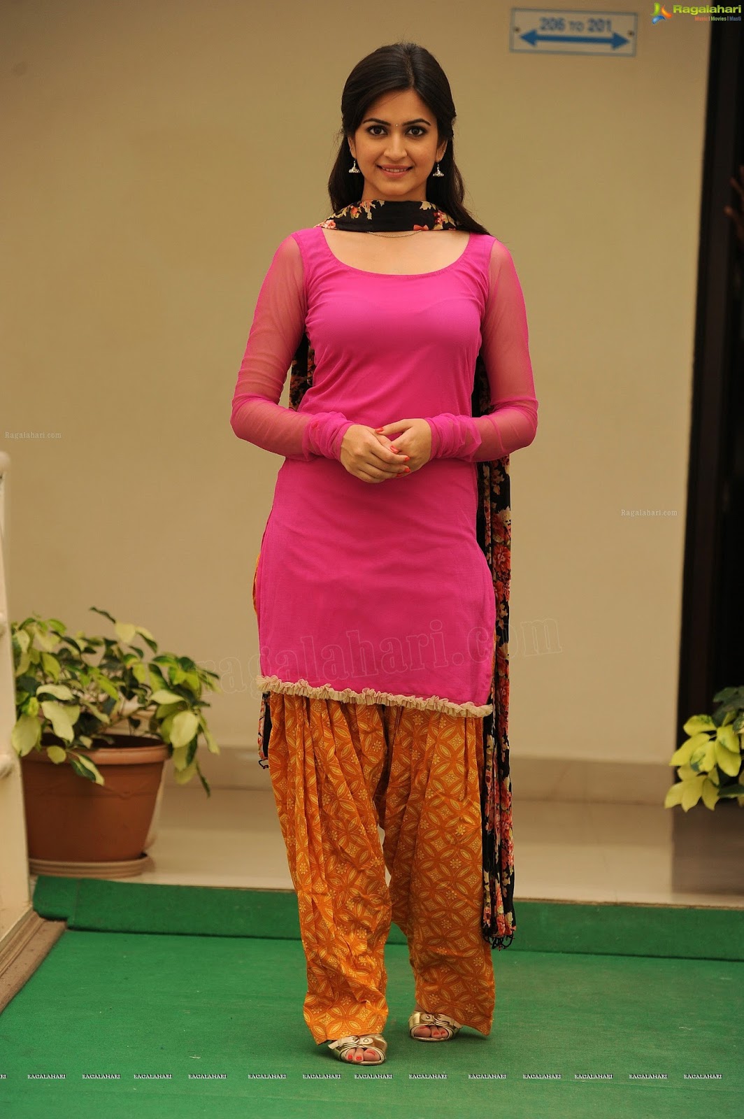 Only Actress 143 Kriti Kharbanda Cute Pink Salwar Photos At Ongole