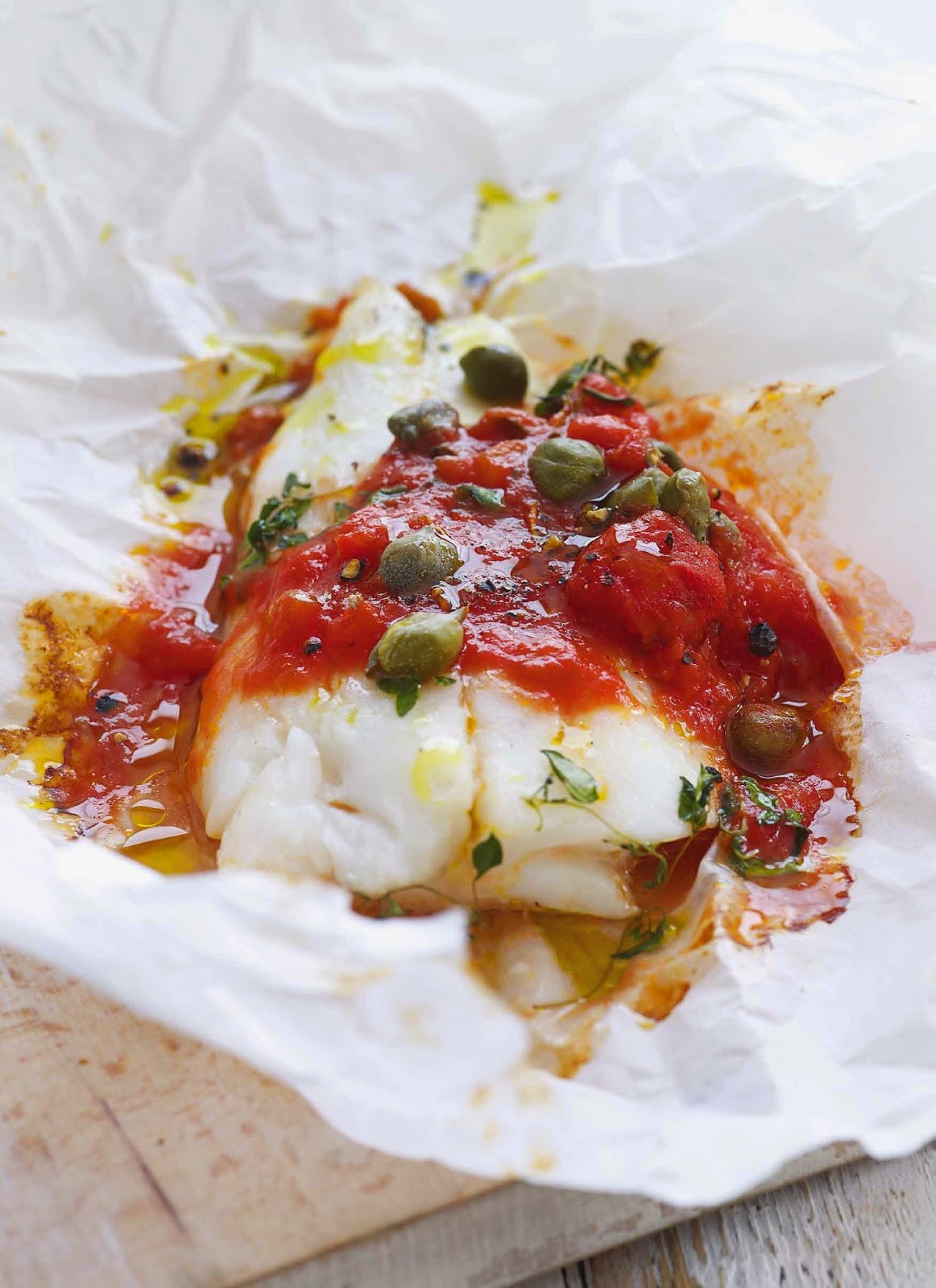 ITALIAN BAKED FISH WITH TOMATO SAUCE ( 4 peoples ) Easy recipes