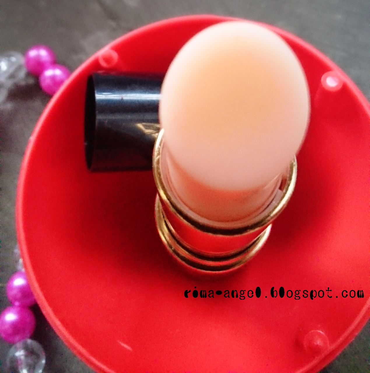 Review Revlon Moisturizing Lip Conditioner