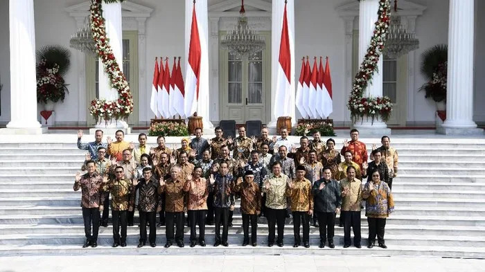 Reshuffle-Tak-Ada-Kejelasan-Pengamat-Politik-Gegara-Jokowi-Mau-Ganti-Banyak-Menteri