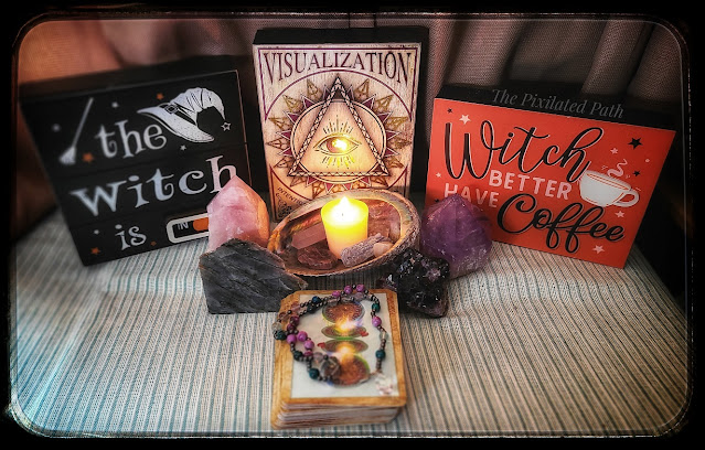 Foresight Friday: Become an Observer & Live in the Moment Foresight Friday Reading using the Enchanted Map Oracle