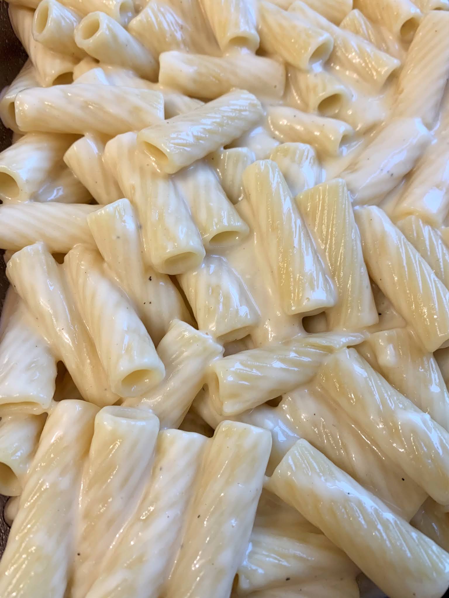 Pâtes au fromage style cacio e pepe