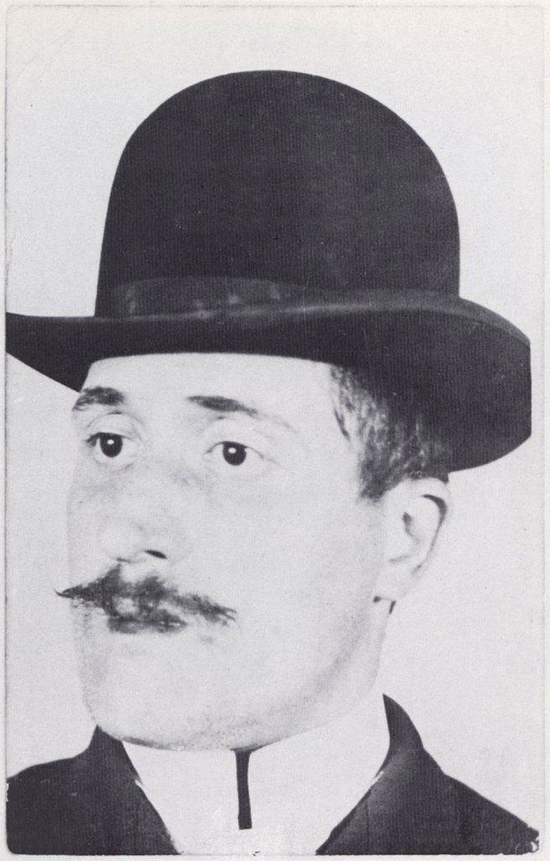 Read 52 Books in 52 Weeks BW35 Ocean of Earth by Guillaume Apollinaire