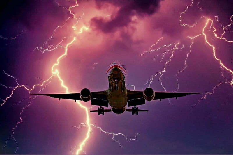 What happens when lightning strikes an airplane? How airplanes are
