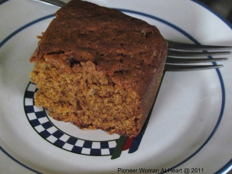 Pioneer Woman at Heart Applesauce Cake with Molasses Deer Hunding Update