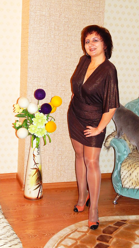 fashion tights skirt dress heels : Marina 45 age