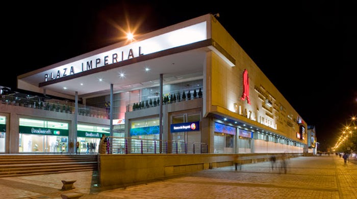 Centro Comercial Plaza Imperial en Suba