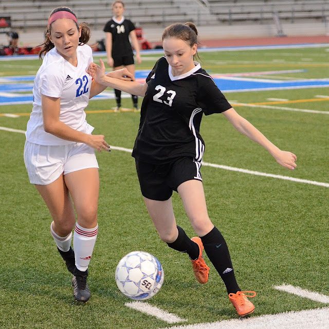 NOHS Girls Soccer: High drama at Heritage ends in 2-2 draw