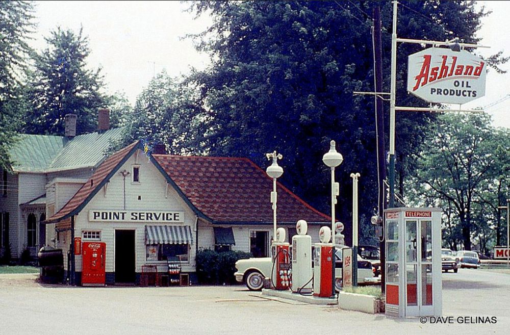 50 Wonderful Color Photographs That Show What Gas Stations Looked Like