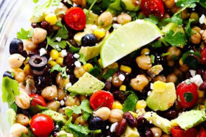 SOUTHWEST CHICKPEA SALAD