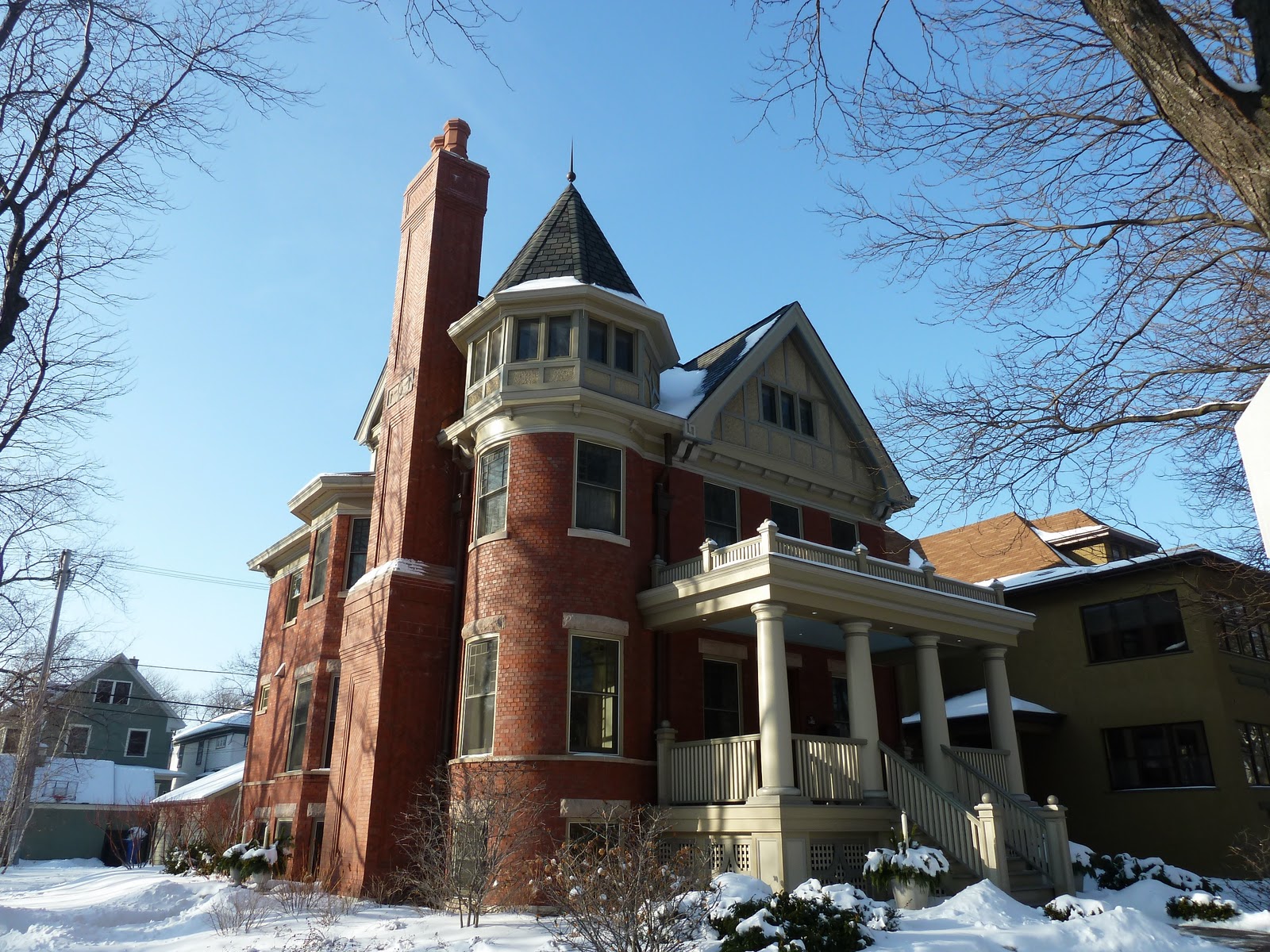 The Chicago Real Estate Local Edgewater single family home sales up 26