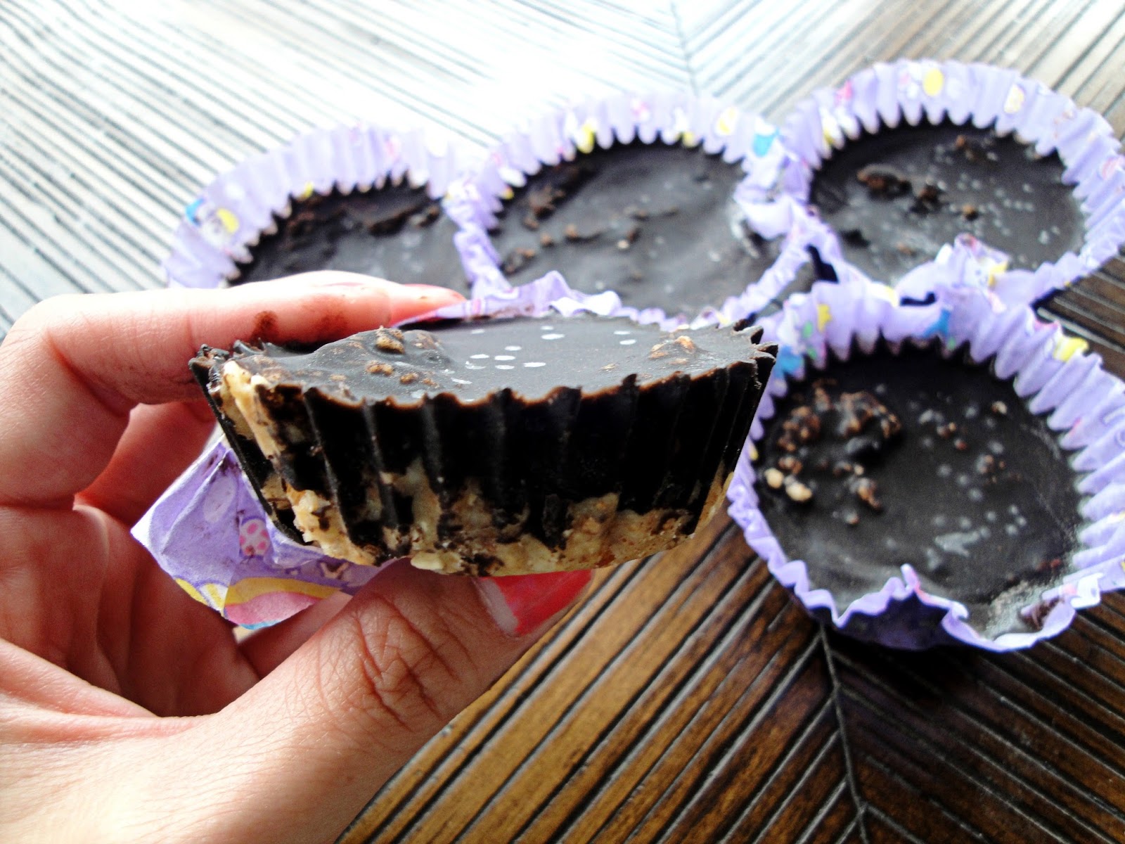 Food, Love, & Life {recipe} raw dark chocolate almond butter cups