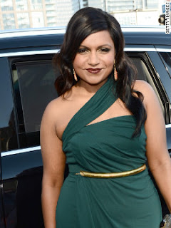 Beauty Blogging Junkie: Mindy Kaling&rsquo;s Hairstyle & Makeup: 2012 Emmys