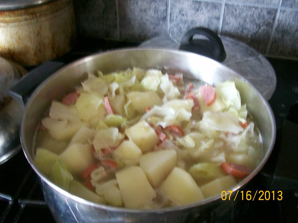 I Luv to Eat Food "Boiled Dinner" Cabbage, Potatoes, Onions and