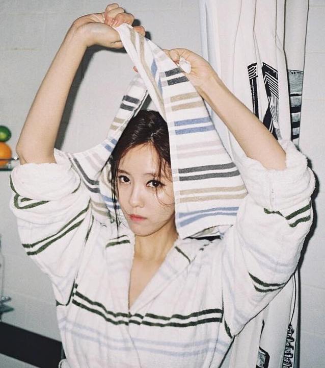 T-ara HyoMin shares gorgeous B Cuts from her pictorial | T-ara World