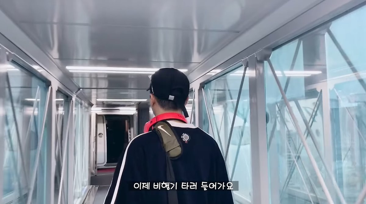 침투력 높은 멤버의 돌진을 막을 수 없는 동생멤ㅋㅋㅋㅋㅋ | 인스티즈