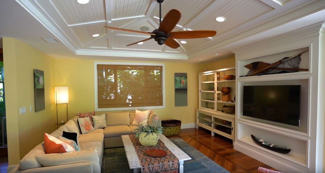 20 Photos vs. 4812 Aukai Ave, Honolulu HI vs. Home Interior Design Tour