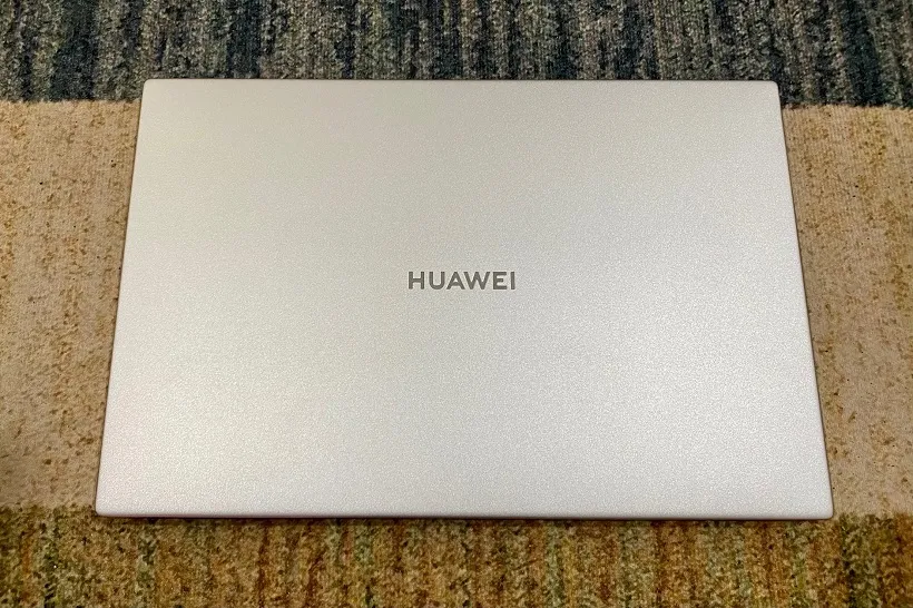 Huawei MateBook D14 Long Term Review - Design