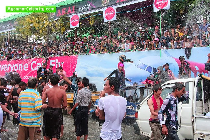 Last Day of Yangon Thingyan Festival Celebration 2014