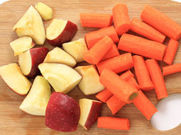 peel-and-cut-apple-and-carrots