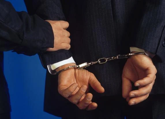 Συνελήφθη ο ιδιοκτήτης των εστιατορίων «Χοντρό Αλάτι» για φοροδιαφυγή