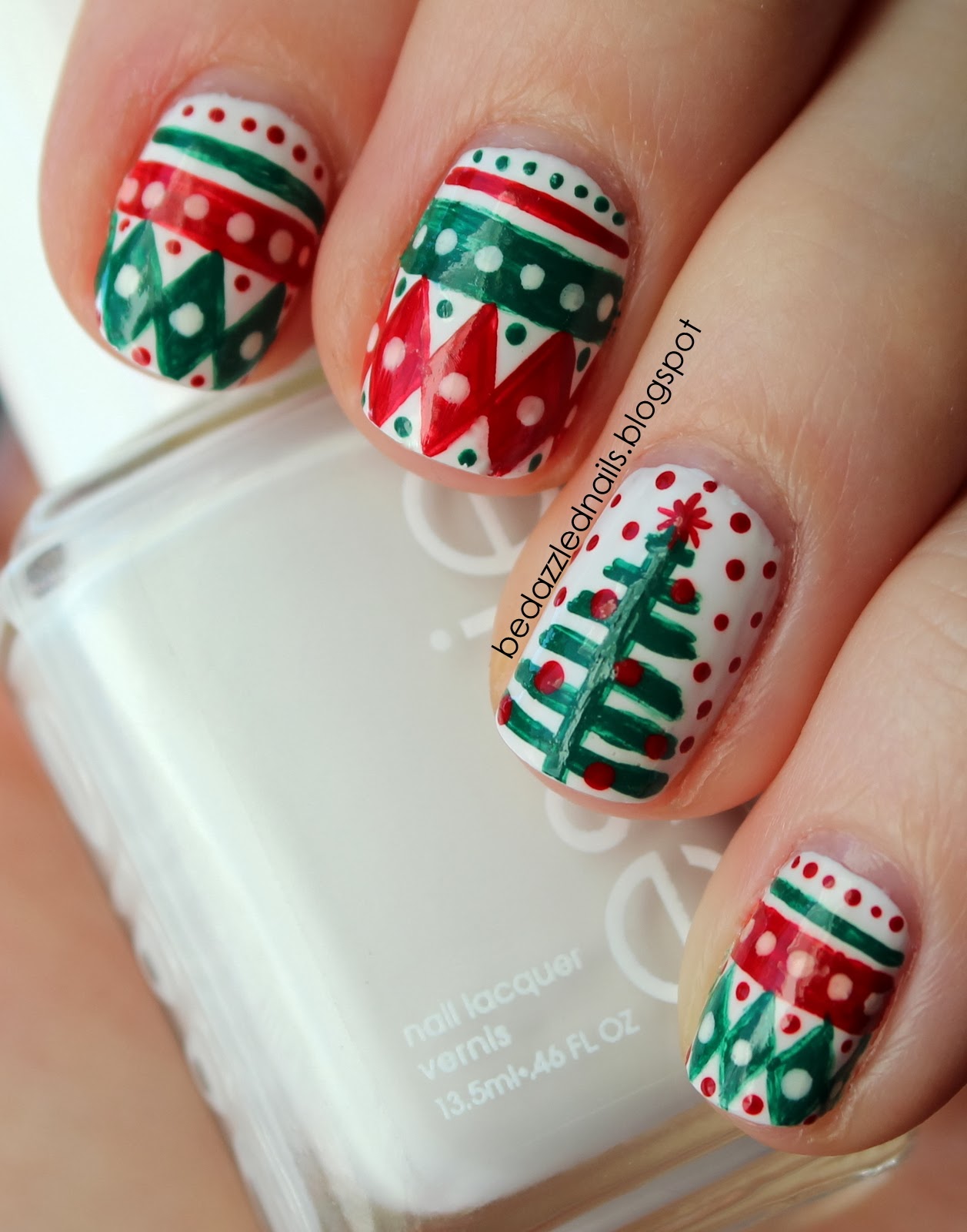 Bedazzled Nails: I'm Back!!/Christmas Sweater Nails