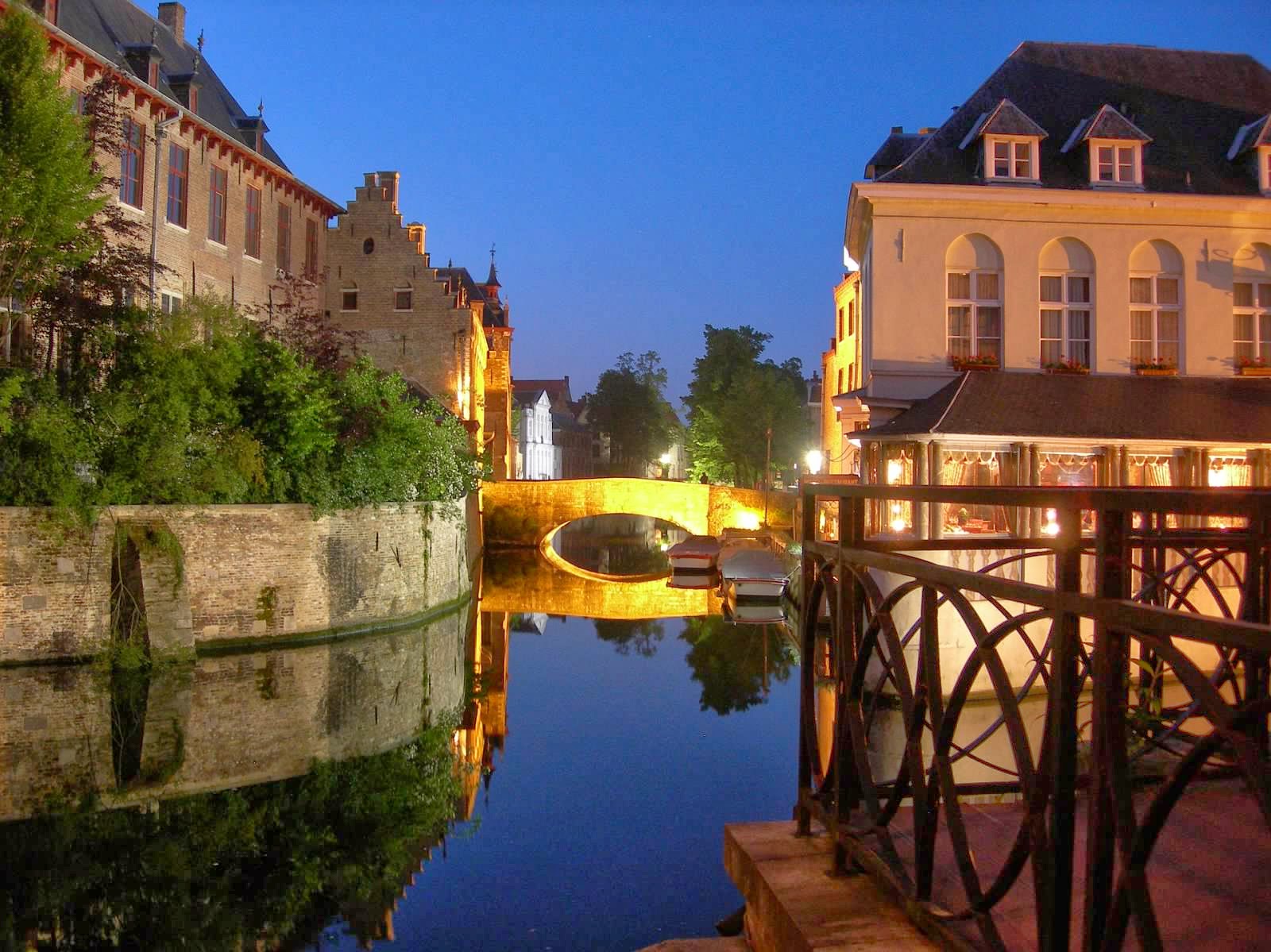 We Three Mothers: Amazing Places - Bruges, Belgium