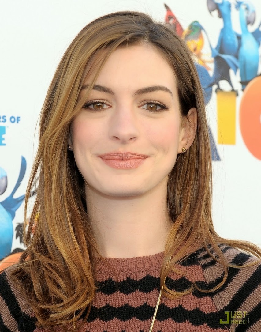 Shoulder Length Hairstyle Calgary Edmonton Toronto Red Deer  shoulder-length-hairstyle-calgary-edmonton-toronto-red-deer