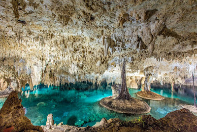 omg-facts-beautiful-underground-lake