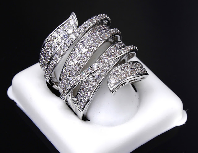 Latest Platinum Rings for Women 