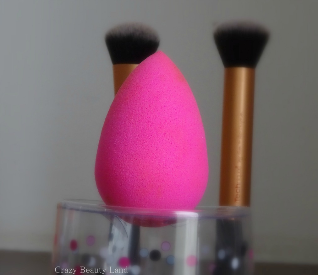 The Original Beauty Blender Worth the Hype? How To Use? Crazy Beauty Land