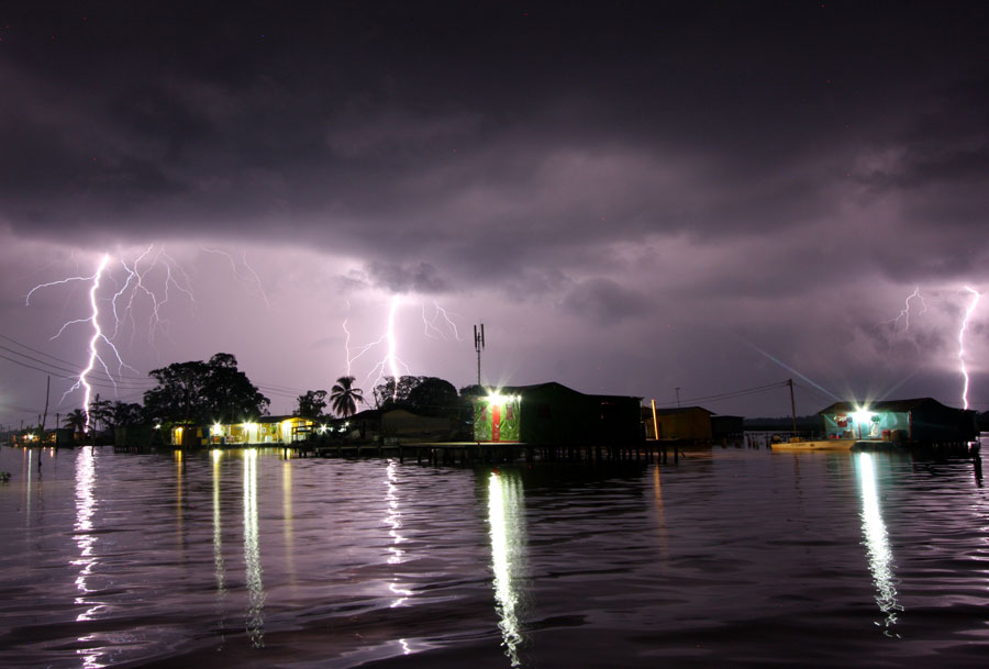 The Amazing World Catatumbo Lightning (World’s Most Intense