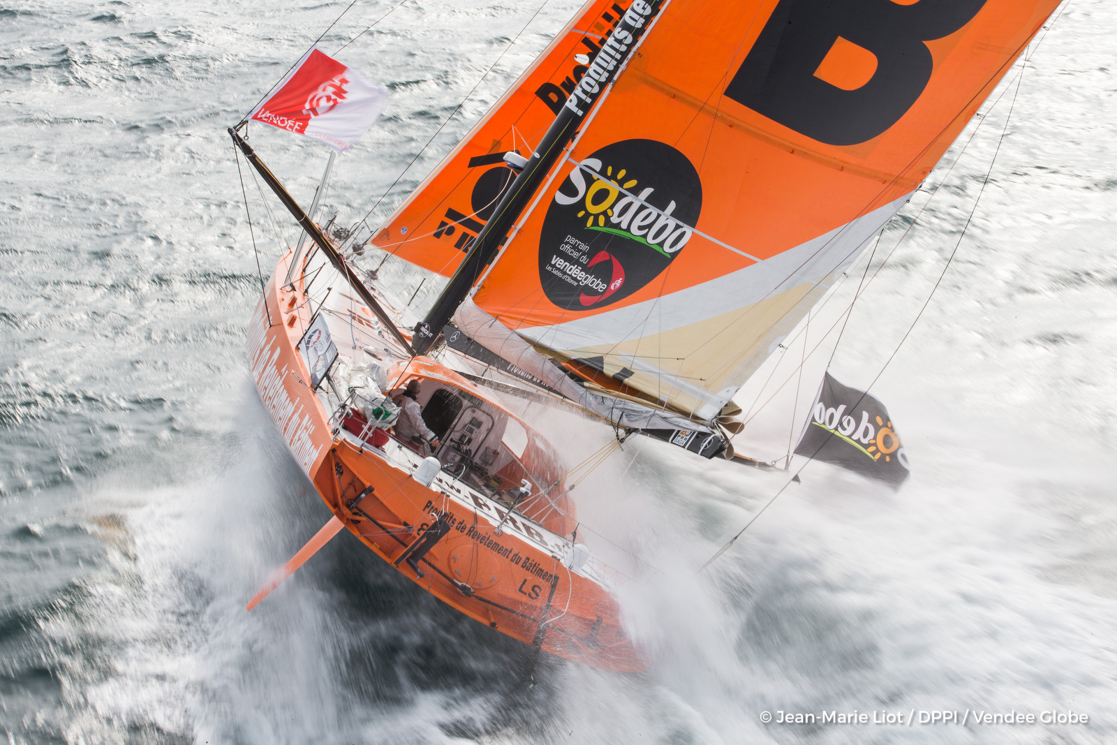 Vendée Globe / Hugo Boss ne lâche rien, cassure possible dans le groupe