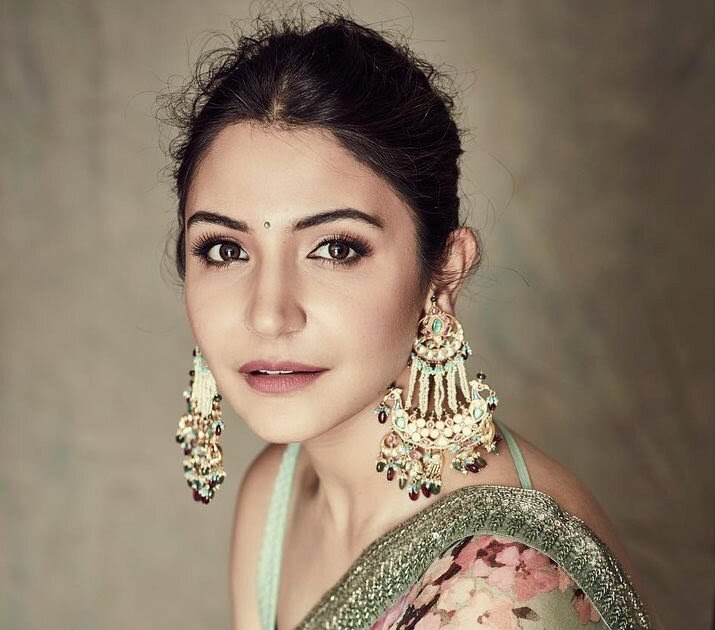 Anushka Sharma Height, Weight, Body Measurements.