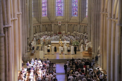 Ordination diacres Primatiale Saint-Jean, Lyon 