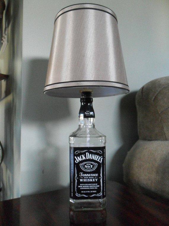 Cómo hacer una lámpara con una botella de Jack Daniel's | Construccion
