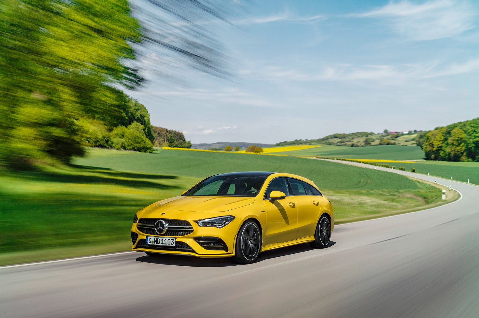 Mercedes Benz AMG 2020 super car