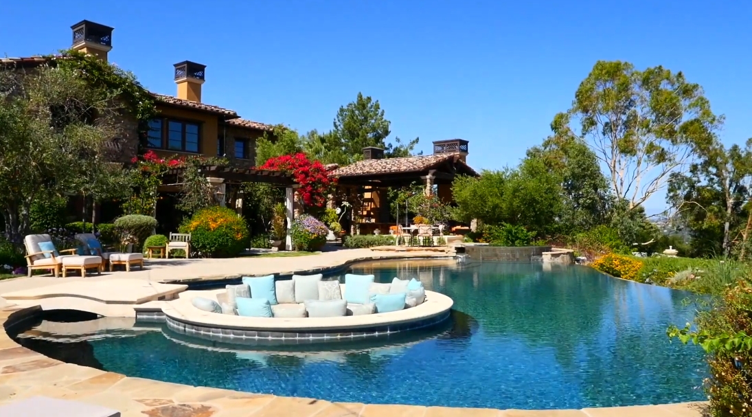 57 Photos vs. 23582 Park South St, Calabasas, CA Interior Design Luxury Mansion Tour